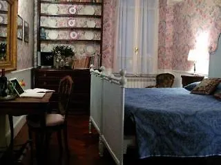 Bed & Breakfast Arco Dei Tolomei 4*